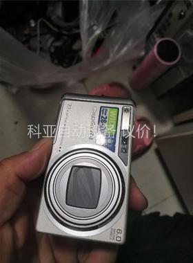 caplio r4，成色好，开不了机不知道怎么回事，电池充电(议价)