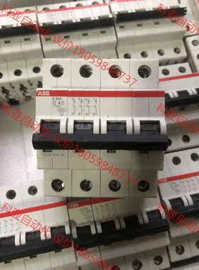 ABB S204 4P40安断路器。