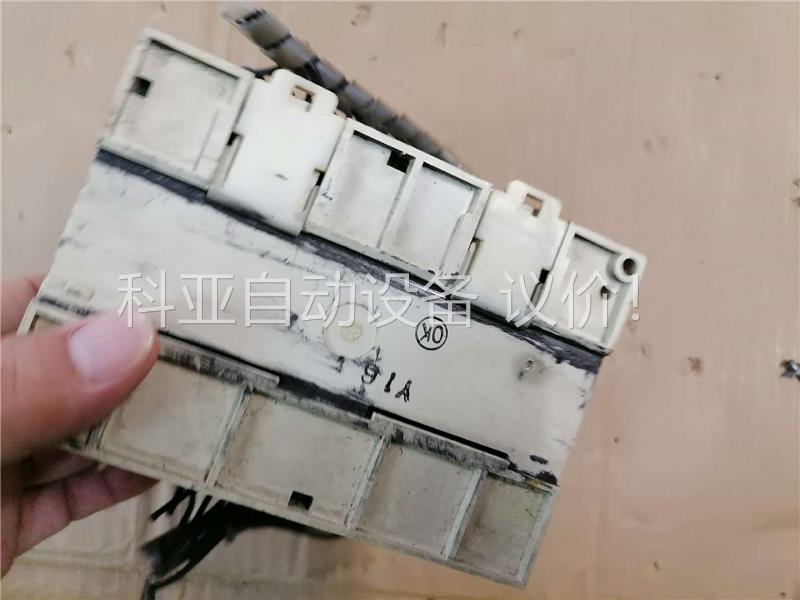 三菱FX1N-40mr001，拆机一个外观，成色一般，功(议价)