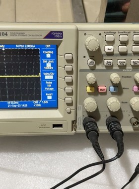 Tektronix泰克TBS1104四通道数字示波器，9成新
