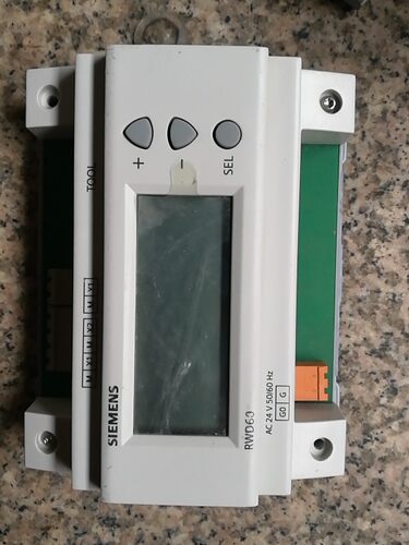 西门子温控调节阀门温度控制器RWD60 62 68，正品拆机