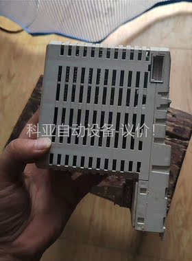 ABB模块 PM810V2外壳有点破损，已经修复有一个角掉(议价)