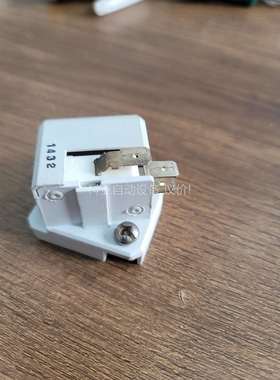 微型熔断开关，MSV1-5BS，W310013，柜体拆机（议价）