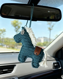 手工毛线钩织成品钥匙扣挂件可小马钥匙链挂饰情侣礼物材料包车挂