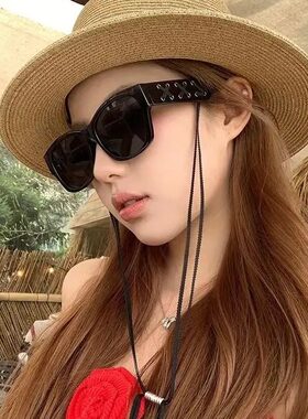 多巴胺樱花粉墨镜镜链一体男女