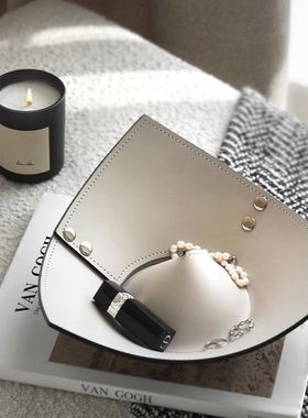 ins创意收纳盘治愈卧室摆件