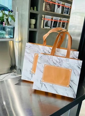 新款橘橙色大理石覆膜无纺布手提袋简约大气袋子男女装定制logo