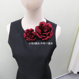 配饰 旗袍套装 高端精致时尚 设计感胸针布艺花朵玫瑰花别针百搭西装