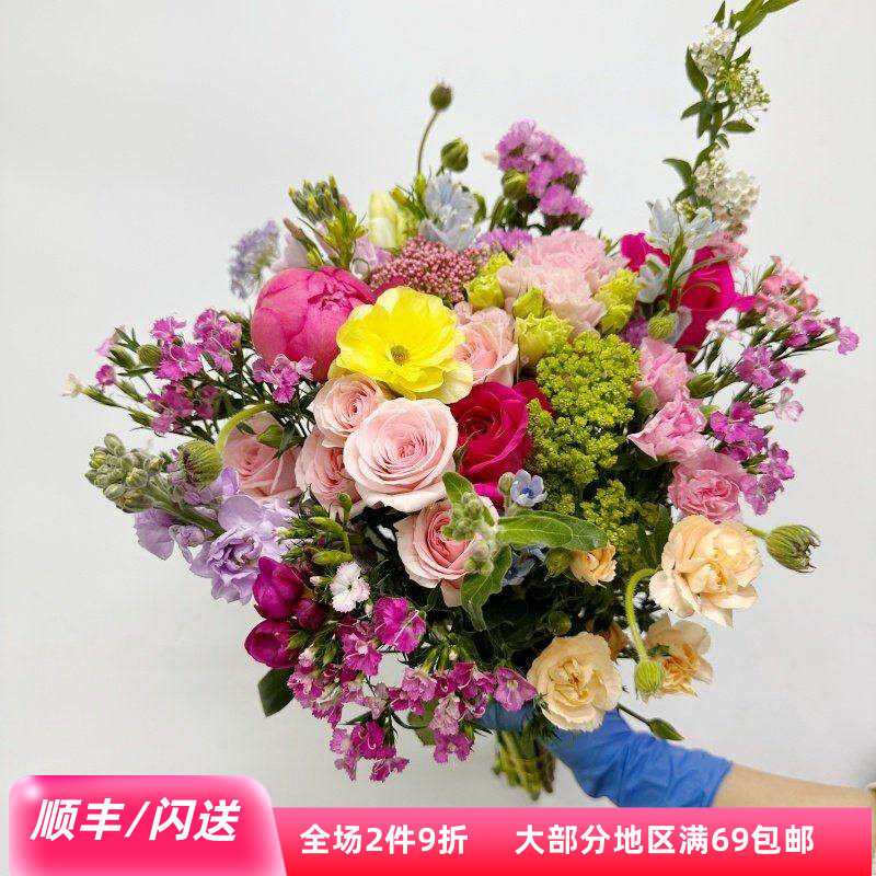 鲜花盲盒进口花材新鲜品种多