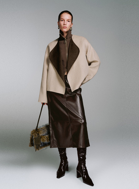 UR国内2025冬季女士时髦经典气质小方头高跟长靴子UAWS50121