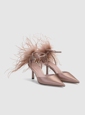 UR国内2025冬季女士甜美气质缎面羽毛尖头高跟空鞋UAWS50129