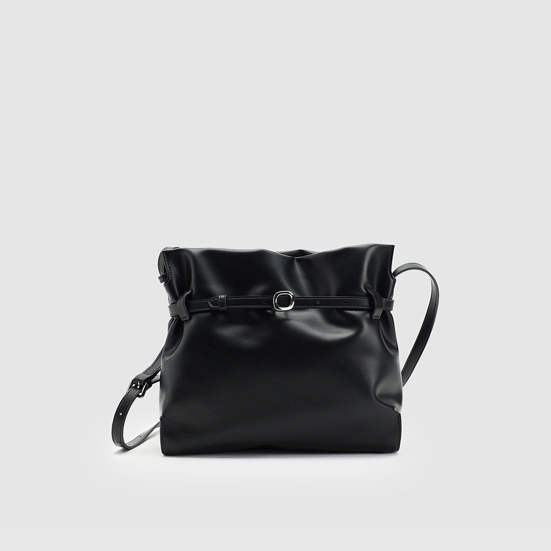 UR国内2026春季女士时髦气质通勤PU皮带单肩斜挎包UAWB60083