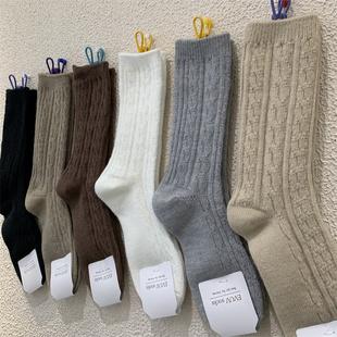 韩东大门冬季新款加厚羊毛袜网红纯色立体麻花纹保暖中筒堆堆袜女