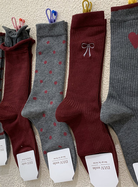 东大门秋冬新款女袜子安可拉红深灰色系爱心蝴蝶结条纹长筒堆堆袜