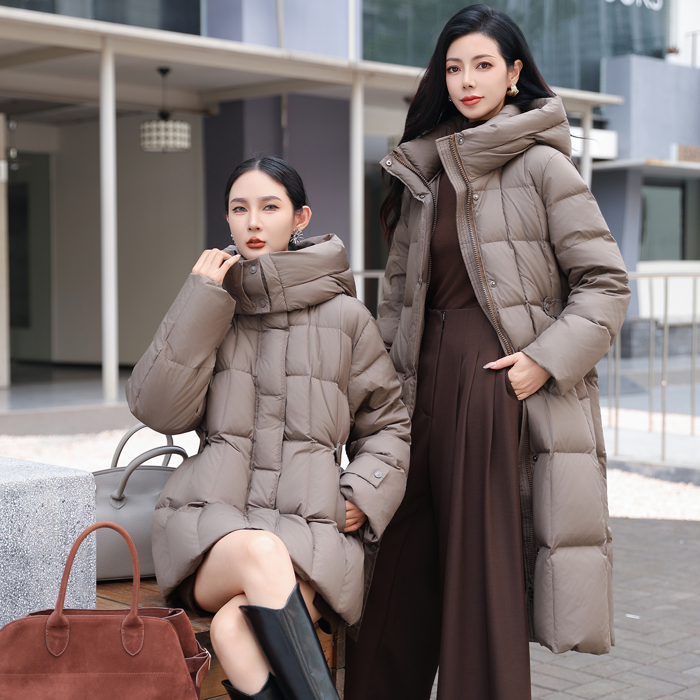 收腰显瘦长款连帽加厚气质羽绒服