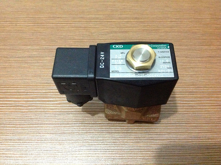 原装CKD正品两通阀AB41-04-8-02E-DC24V  大流量（水和油,现货）