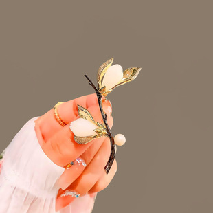 古典白玉兰颁奖佩戴同款玉兰花胸针高级感胸花女轻奢个性别针配饰