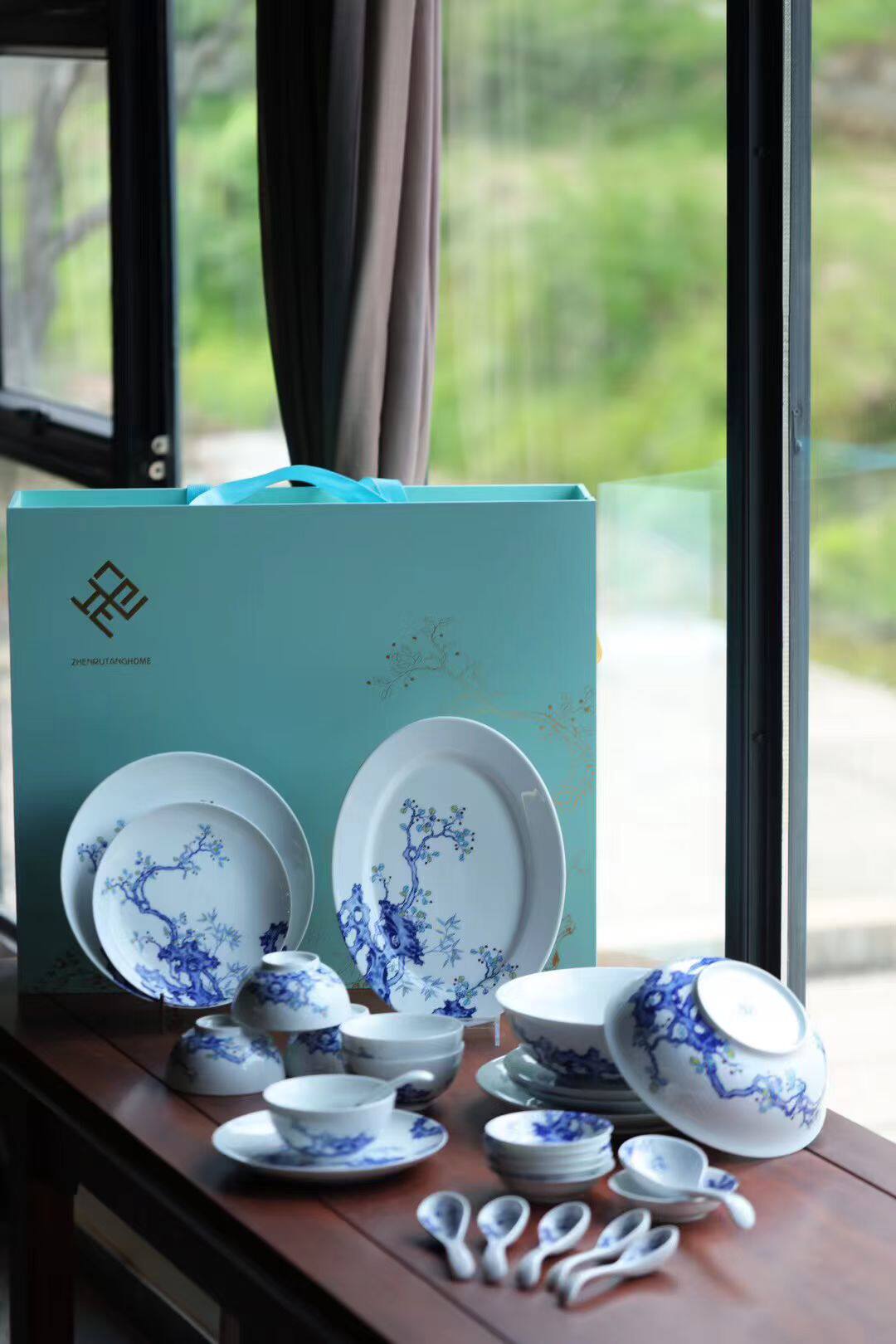 见欢集 真如堂青花斗彩青玉文君28头餐具 景德镇高温餐具高端礼品
