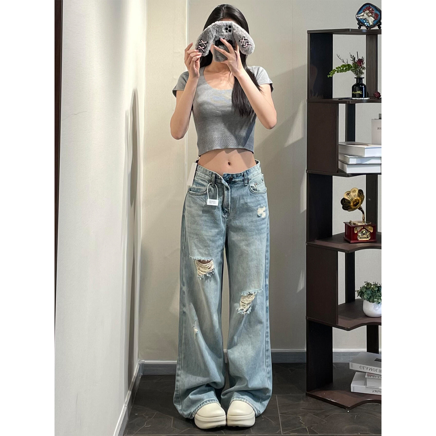 浅蓝色破洞阔腿牛仔裤女2026夏季薄款低腰宽松显瘦设计感直筒裤子图片
