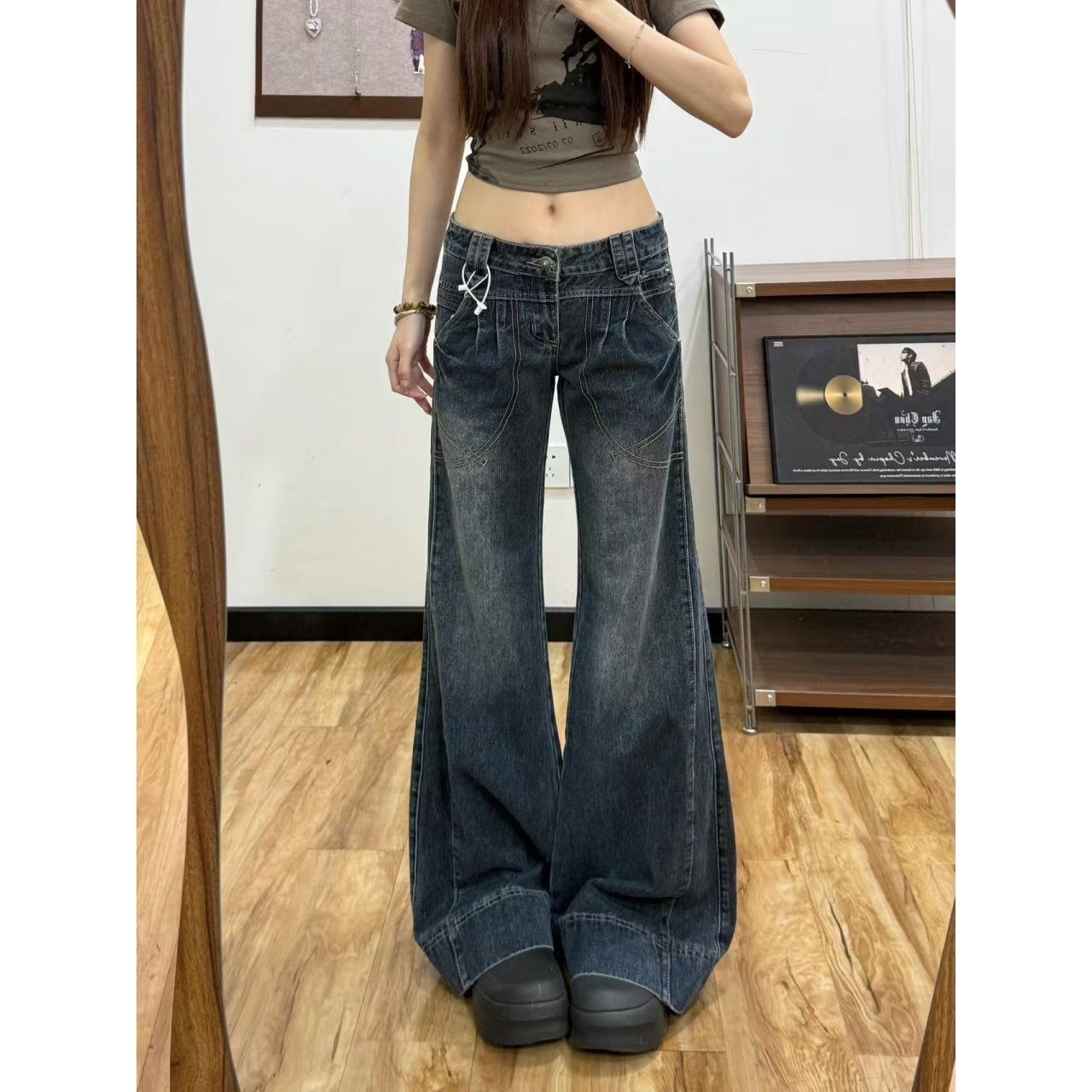 美式复古辣妹小众明线口袋拼接牛仔裤女2026秋季宽松显瘦微喇裤子