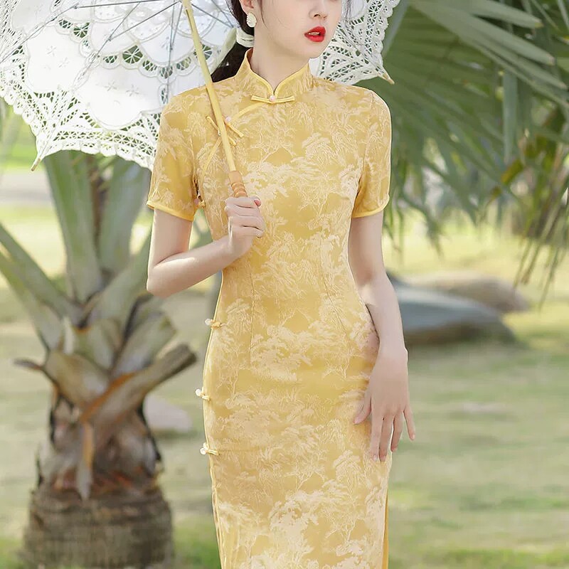 旗袍2023年新款蚀骨改良年轻款气质春夏复古黄色中国风女装连衣裙