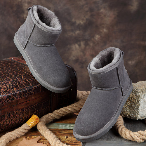 雪地靴男女羊皮毛一体冬季短靴