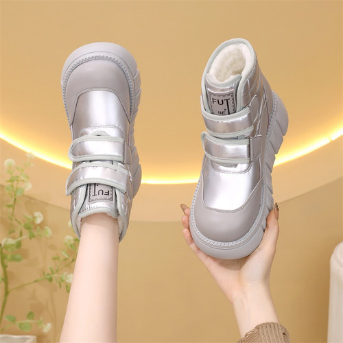 雪地靴女厚底短靴冬季