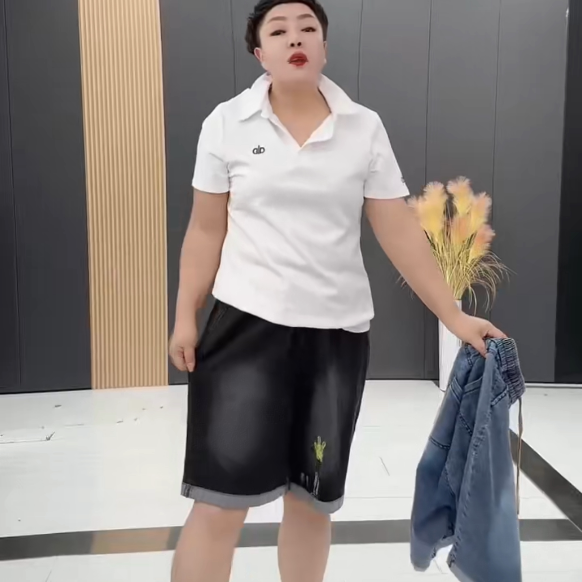 夏季新款时尚减龄韩版加肥加大码松紧腰弹力舒适显瘦无袖牛仔短裤