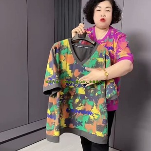 新款 T恤 女装 显瘦半袖 大码 v领晕染设计气质妈妈装 韩版 2025夏季 时尚