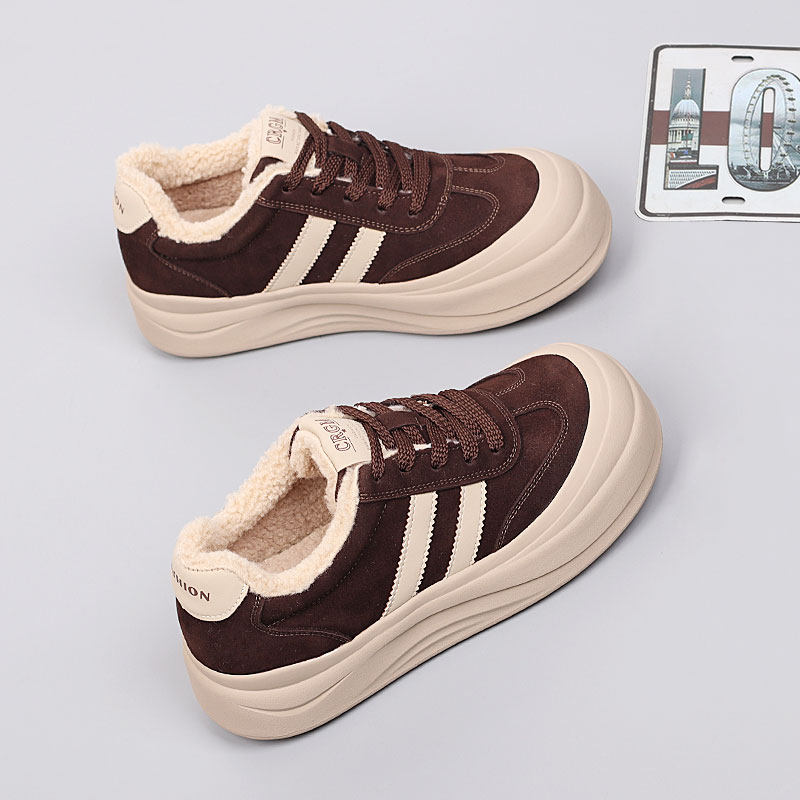 爆款大码女鞋41一43脚宽肥胖棉鞋2025冬季新款加绒休闲特大号板鞋