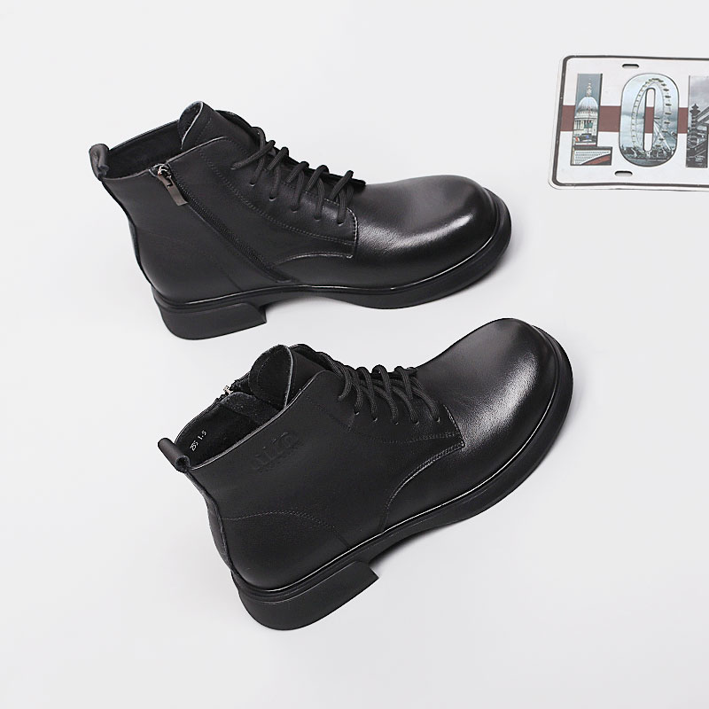 加大码女鞋41一43脚宽胖单靴女2025秋季新款短靴时尚休闲马丁靴女