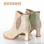 女春秋款 米白色尖头粗跟镶钻短靴妈妈鞋 子满钻高跟鞋 不灵不灵闪单