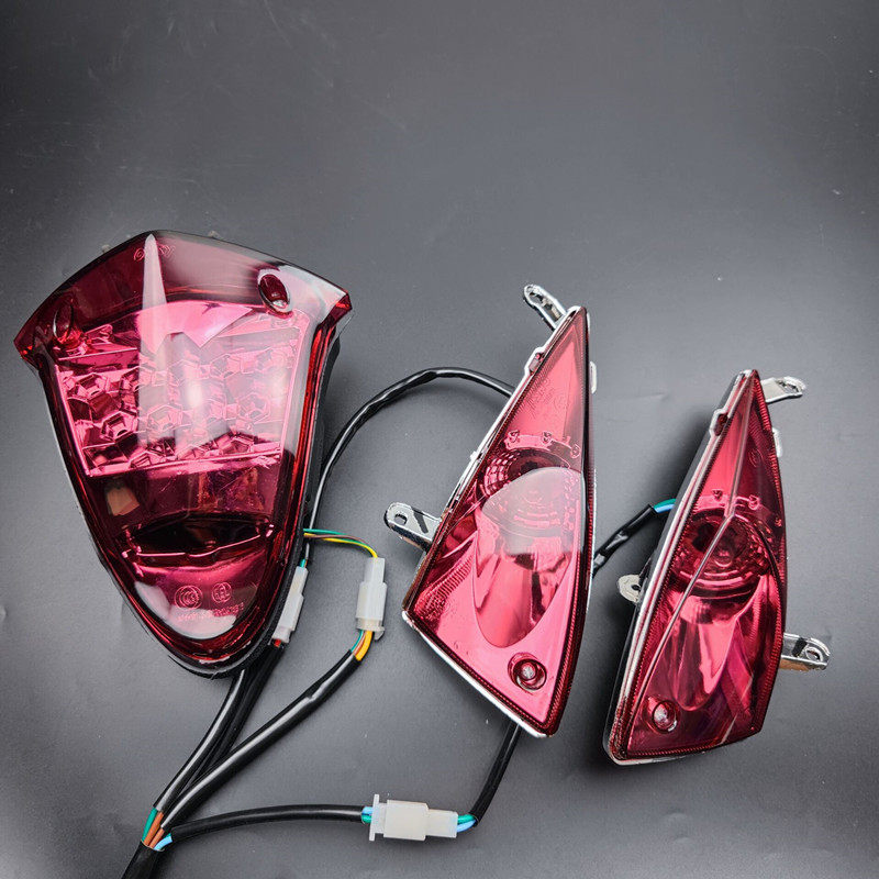 摩托车改装配件鬼火一代尾灯总成和后转向灯总成刹车灯转弯灯灯具