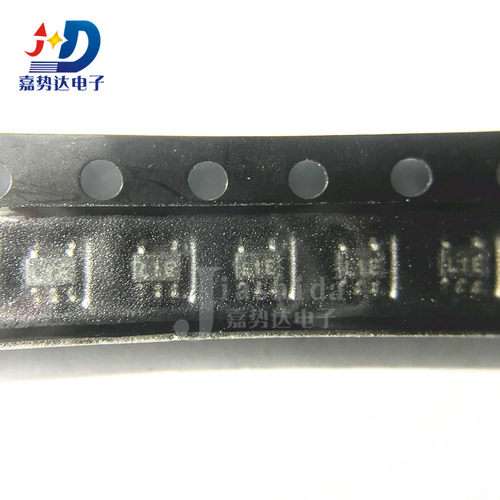 LMS5213IM7X-3.0 丝印：L1E 低压差稳压器 SOT23-5 全新