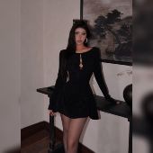 ZA084 蜜蜜家 星光满钻镂空亮丝蝴蝶闪闪露肩自带胯型A摆裙