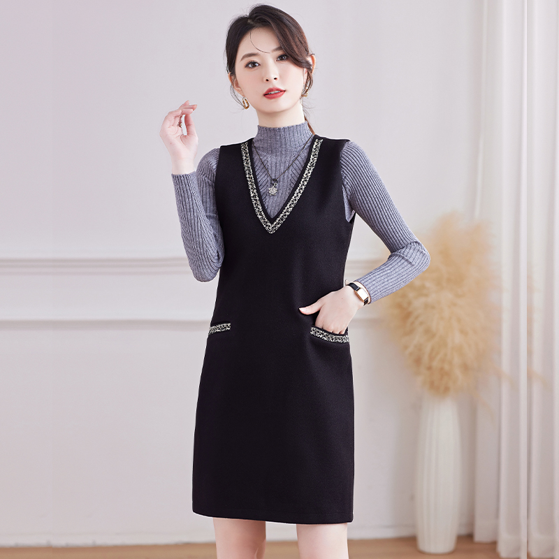 气质马甲V领毛呢裙小香风连衣裙