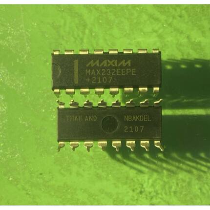 MAX232EEPE MAX232EEPE+  RS-232接口集成电路 全新原装IC