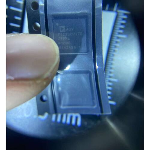 ADV7123SCP170ZEPRL  数模转换芯片DAC 封装LFCSP48 全新原装IC