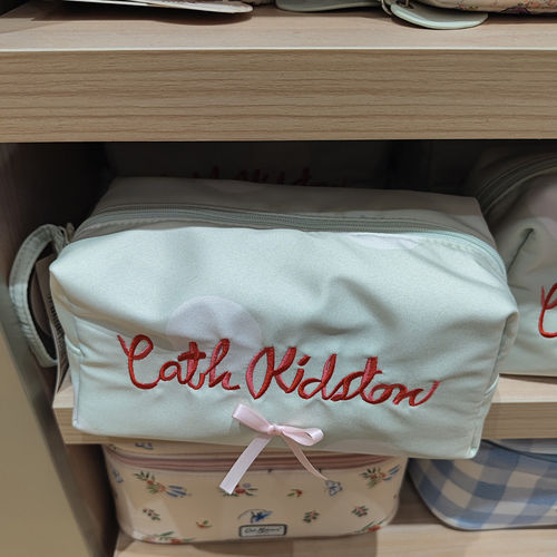 【MINISO】名创优品CathKidston花园工坊系列柔绿化妆包可爱旅行