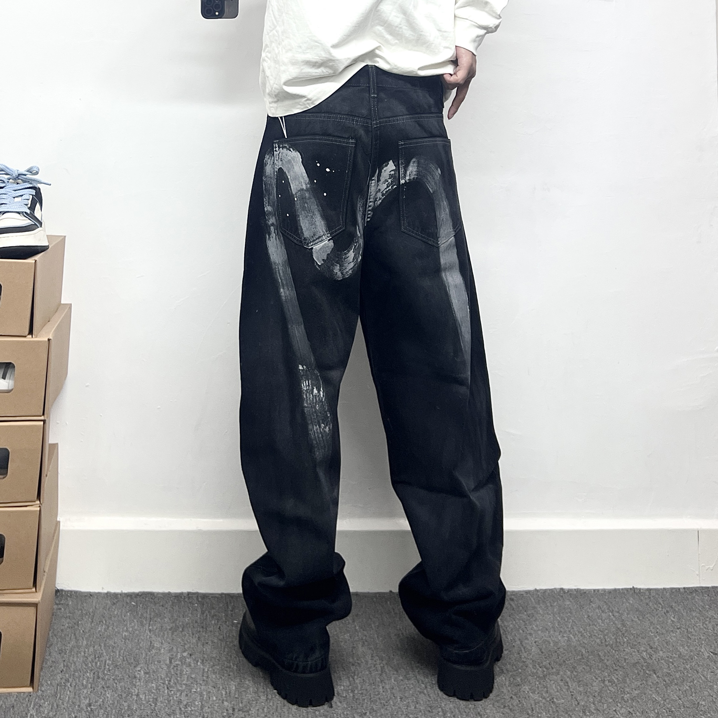 潮牌痞帅泼墨涂鸦印花直筒牛仔裤