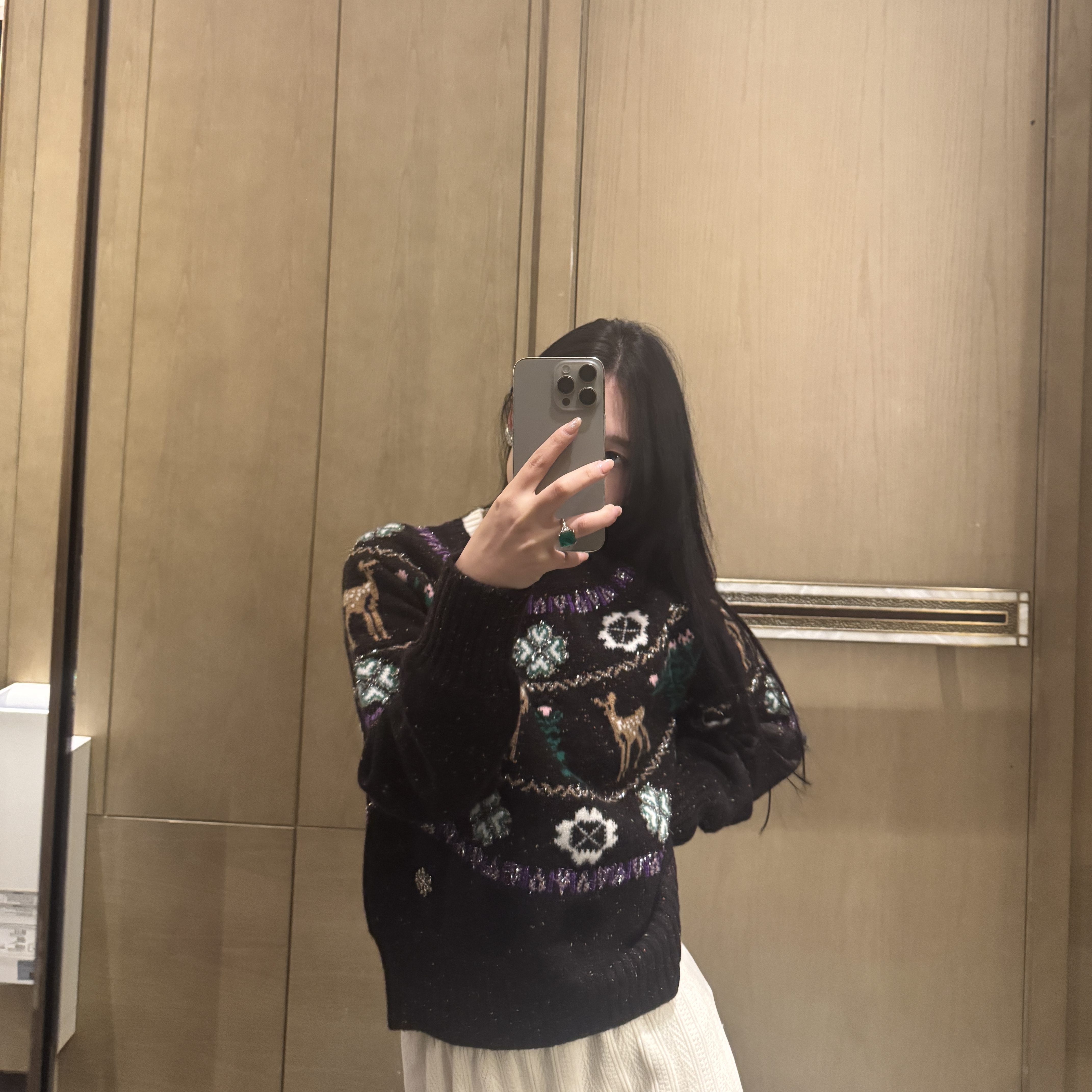 日娜高奢20XXASIA BUYER 12 fgo 滑雪系列重工小鹿提花套头针织衫