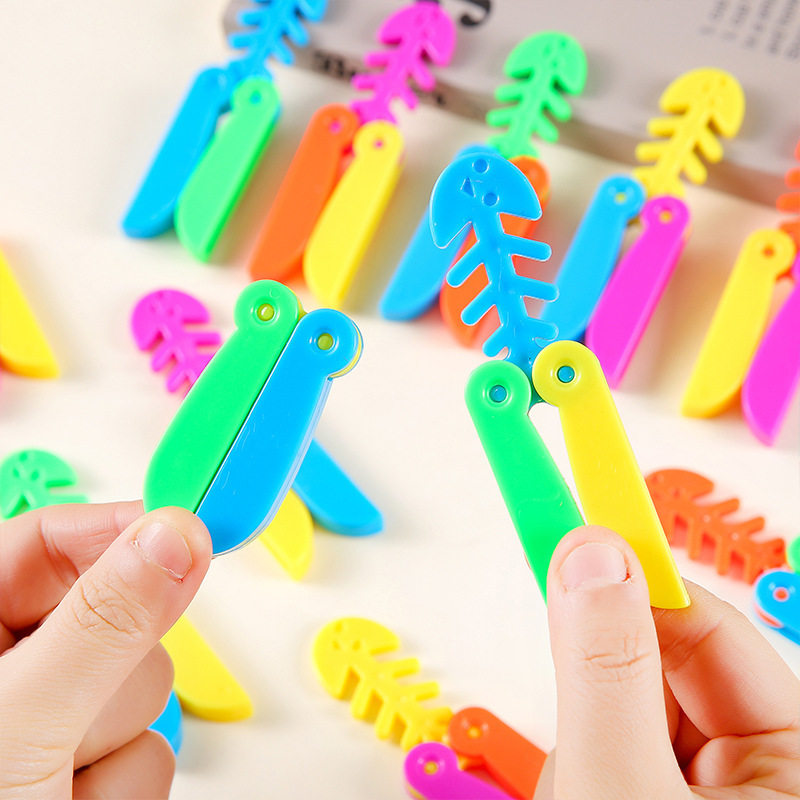季抖音同款网红鲨鱼刀解压玩具小萝卜3d重力刀迷你学生幼儿园奖品