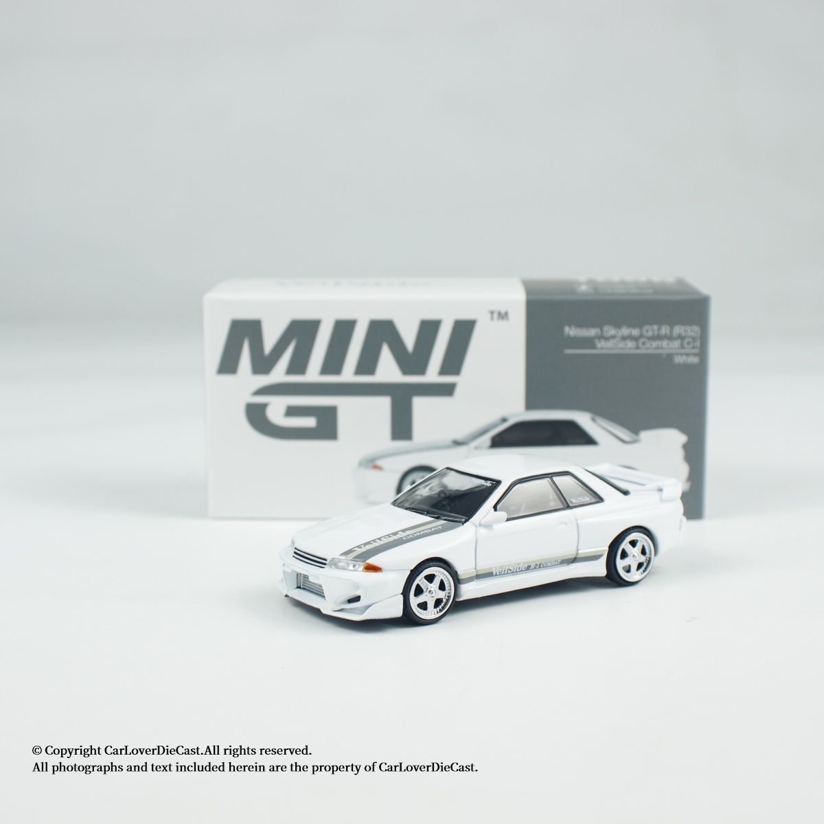 MINIGT 1066 日产尼桑GT-R (R32) VeilSide 1:64合金车模型摆件