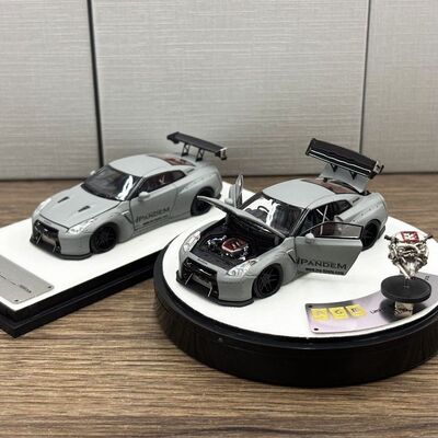 【现货】PGM 1:64 尼桑GTRR35 PANDEM火箭兔战斗灰全开合金车模型