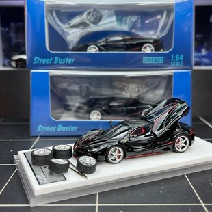 Street Buster 1:64 法拉利F150拉法 黑色敞篷开盖 合金汽车模型