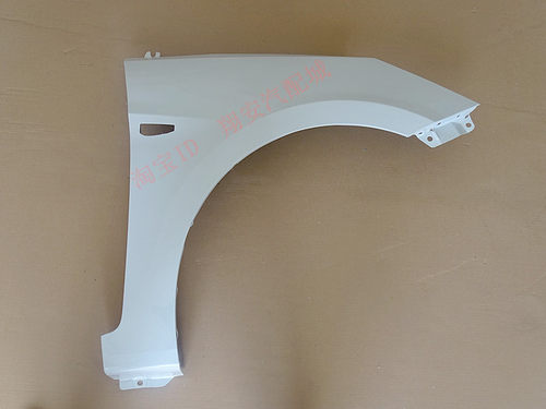 适用北京现代瑞纳叶子板精品