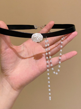 氛围感皮革玫瑰花朵珍珠项链女choker黑色辣妹项圈锁骨链小众颈链