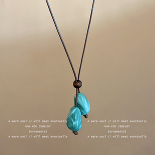 绿色木质圆珠长款项链吊坠绳女款森系复古设计毛衣链小众挂脖配饰