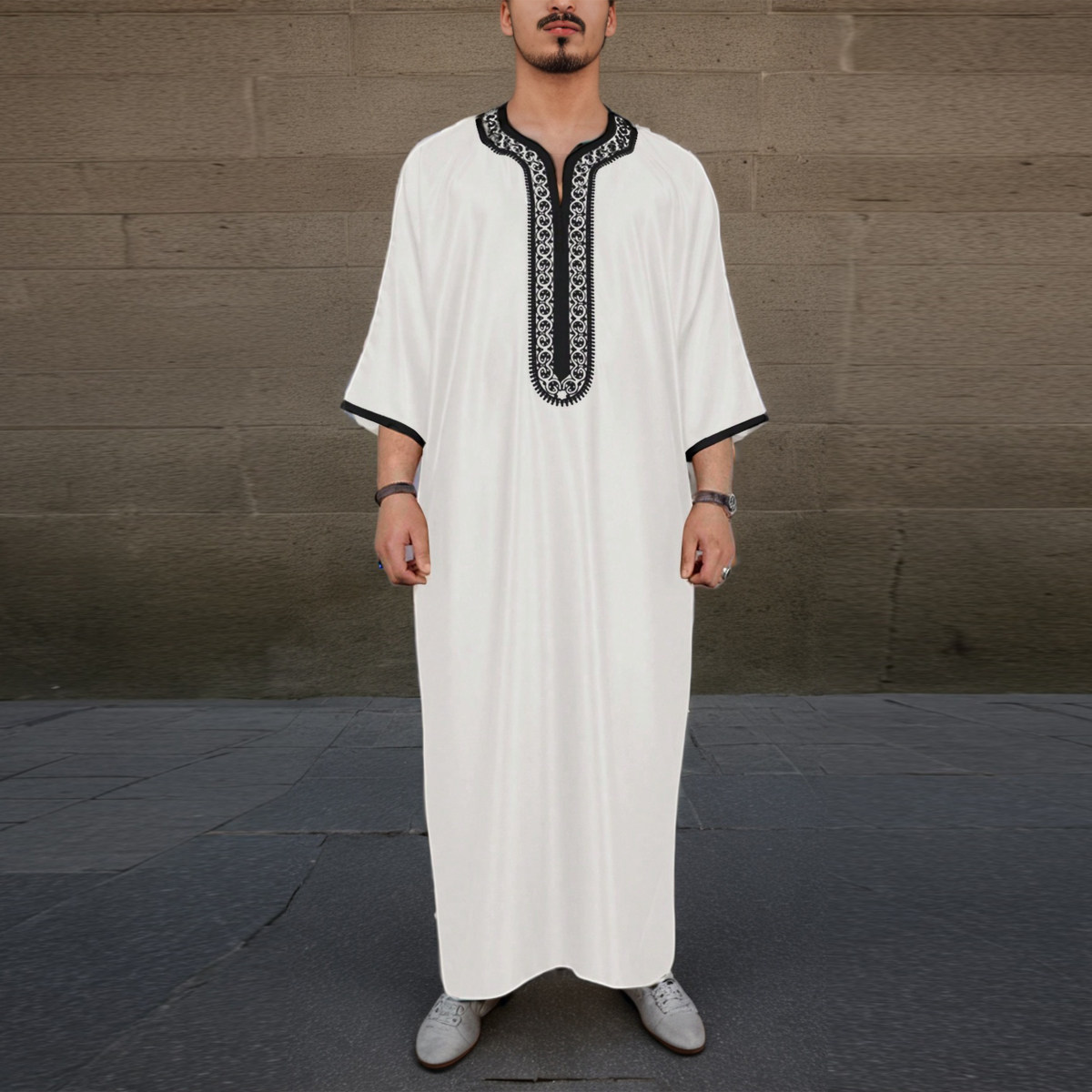 少数民族服饰男士长款袍子