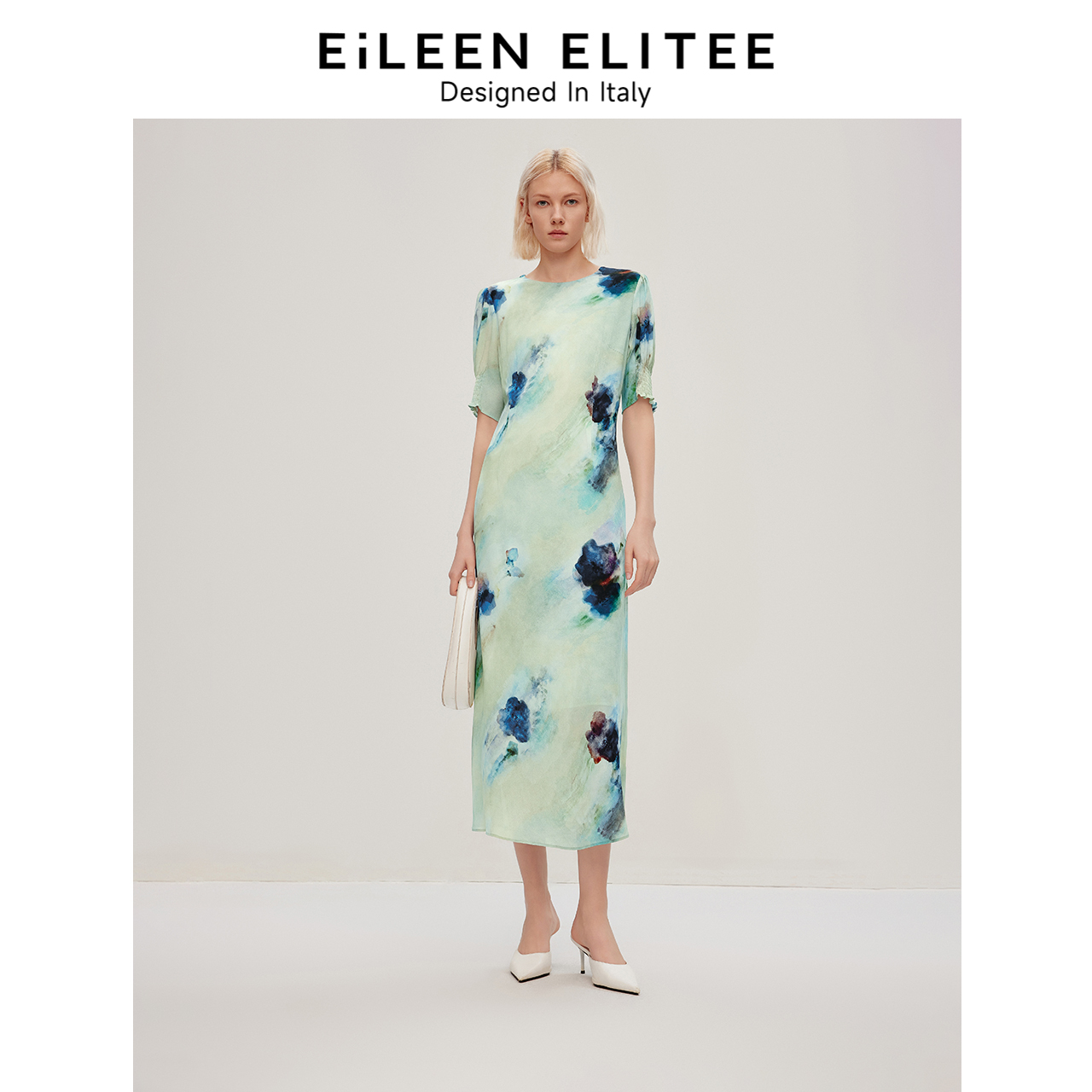 典雅圆领 艺术印花 打揽袖口